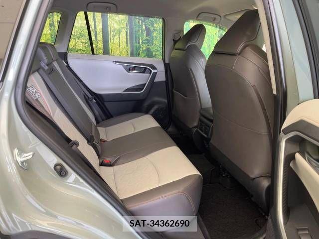 Toyota RAV4 2019-09 235116-10