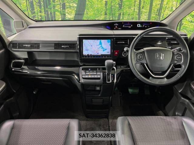 Honda STEP WGN 2017-01 286075-1