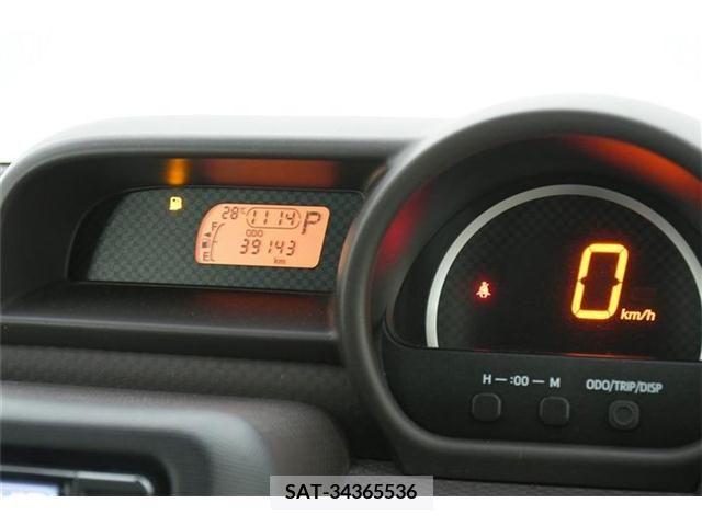 Toyota SPADE 2017-08 368719-9