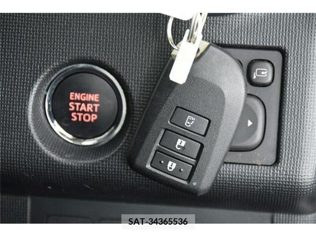 Toyota SPADE 2017-08 368719-8