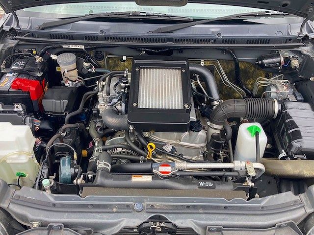 Suzuki JIMNY 2017-03 16740-27