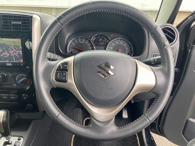 Suzuki JIMNY 2017-03 16740-13