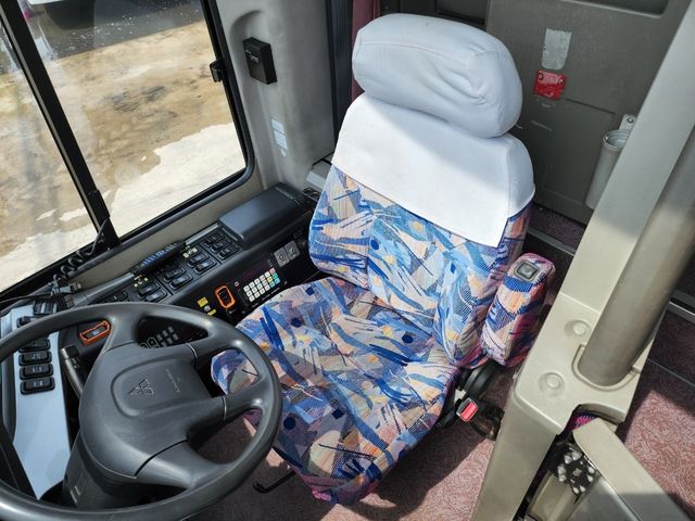 Mitsubishi AERO QUEEN 2009-10 3139-20