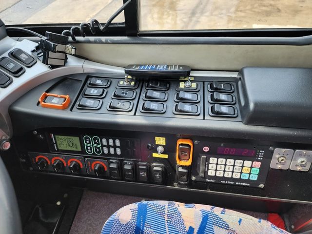 Mitsubishi AERO QUEEN 2009-10 3139-11