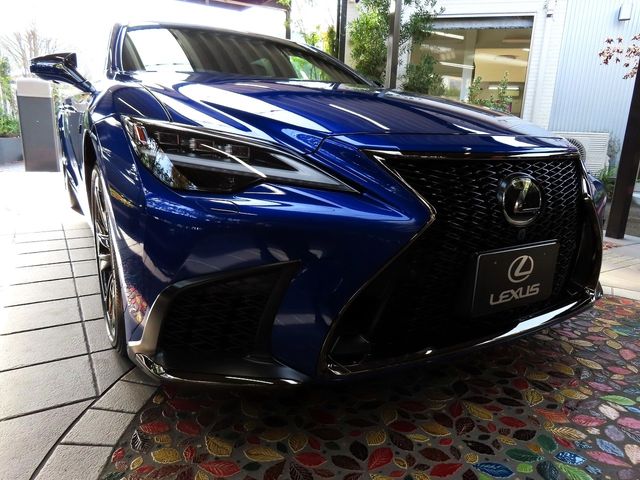 Lexus LS 2023-09 193691-0