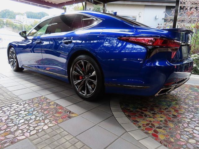 Lexus LS 2023-09 193691-10