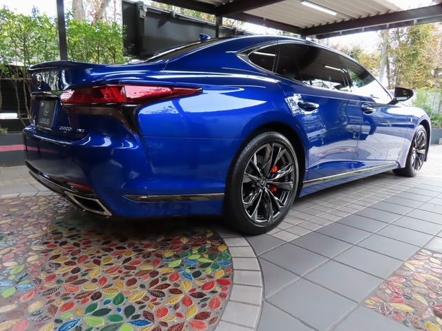 Lexus LS 2023-09 193691-15