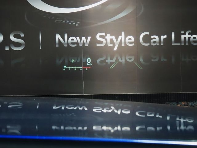 Lexus LS 2023-09 193691-23