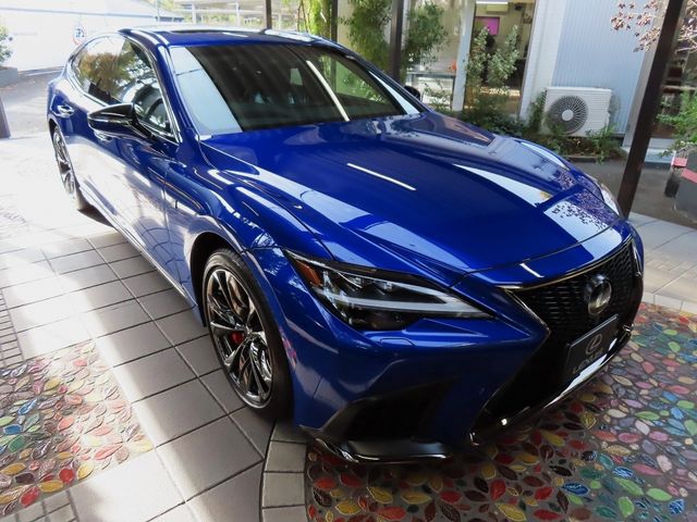 Lexus LS 2023-09 193691-8