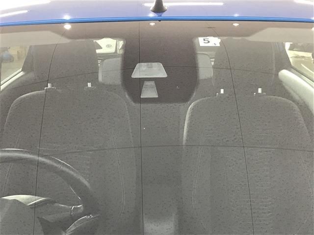 Ford FIESTA 2014-05 359-7