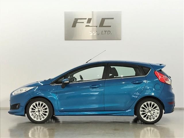 Ford FIESTA 2014-05 359-2