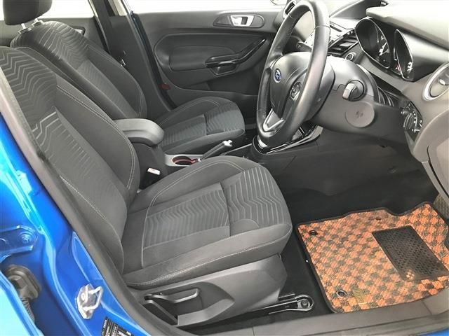 Ford FIESTA 2014-05 359-10