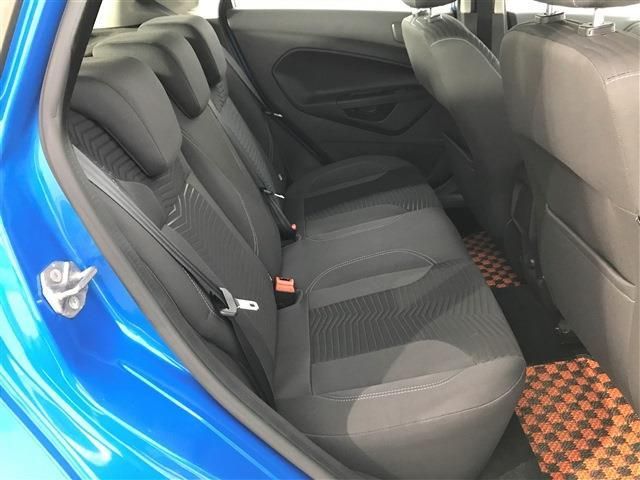 Ford FIESTA 2014-05 359-12