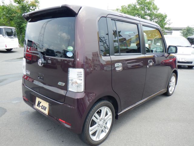 Toyota PIXIS SPACE 2015-03 7570-1