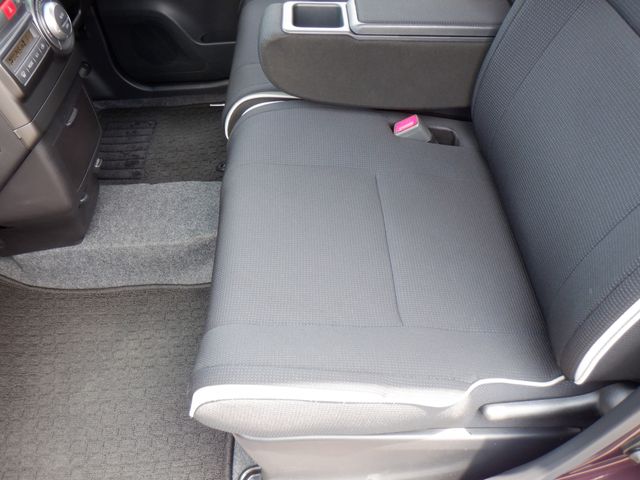 Toyota PIXIS SPACE 2015-03 7570-21