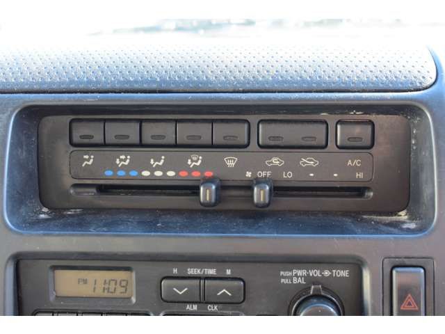 Hino DUTRO 2003-11 24545-14