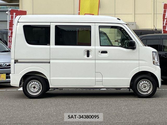 Suzuki EVERY 2022-11 301645-3