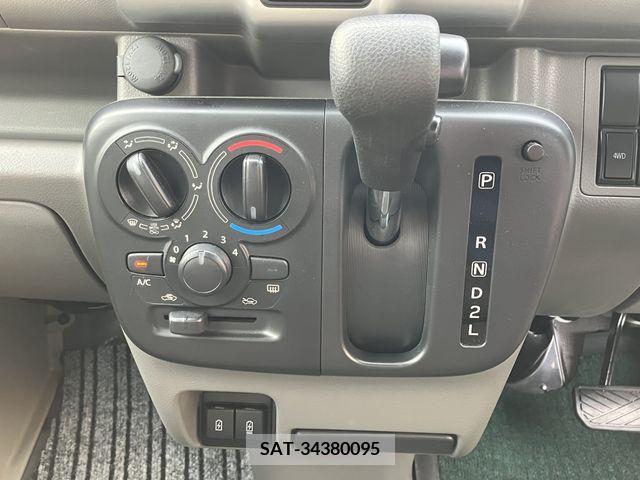 Suzuki EVERY 2022-11 301645-21