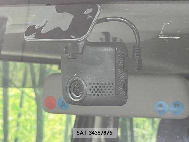 Suzuki SPACIA 2018-01 211734-6