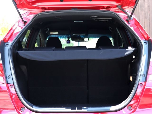 Honda FIT HYBRID 2018-05 4337-27
