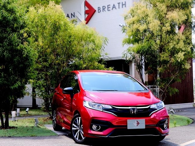 Honda FIT HYBRID 2018-05 4337-0
