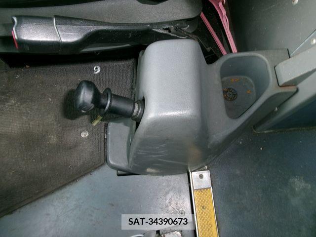 Isuzu GALA 2008-02 203698-18