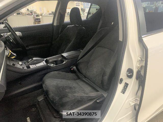 Lexus CT 2012-09 322670-12