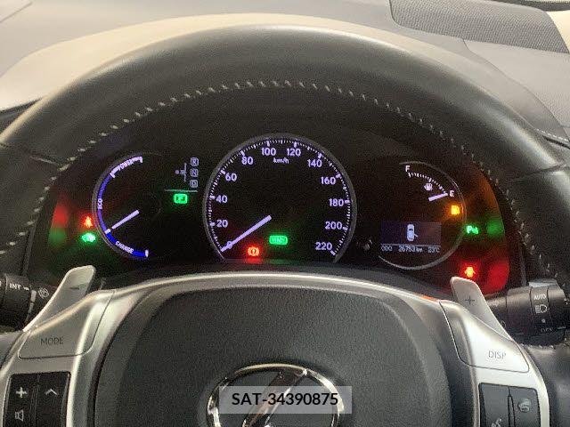 Lexus CT 2012-09 322670-1