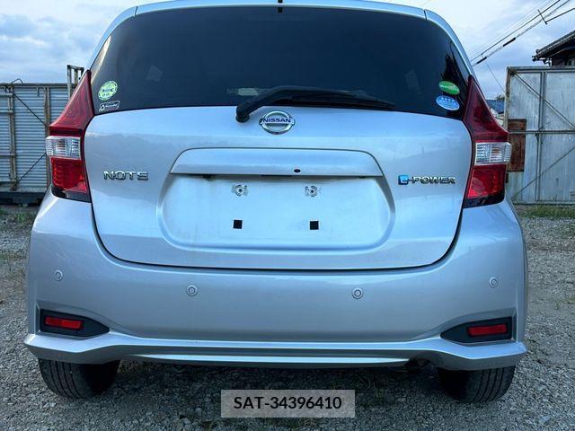 Nissan NOTE 2017-05 365464-2