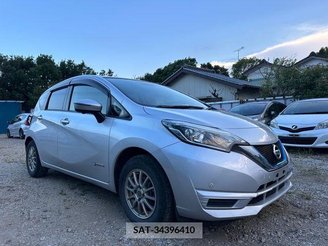 Nissan NOTE 2017-05 365464-1