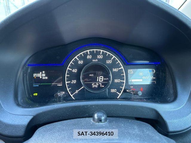 Nissan NOTE 2017-05 365464-7