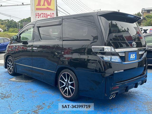Toyota VELLFIRE 2013-11 287832-4