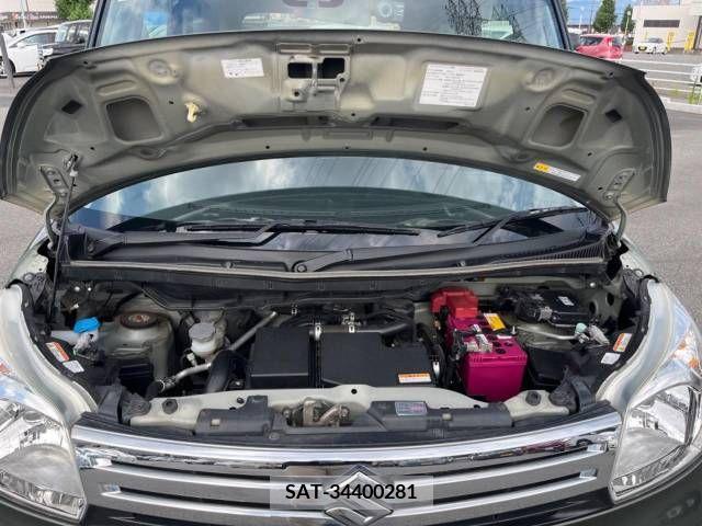Suzuki SPACIA 2015-02 368473-18