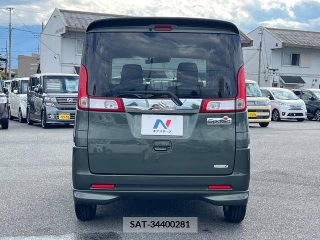 Suzuki SPACIA 2015-02 368473-15