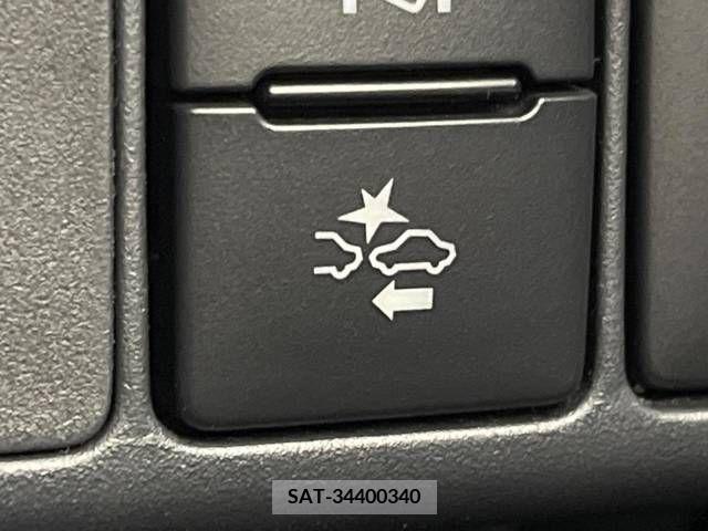 Toyota AQUA 2017-09 260184-2