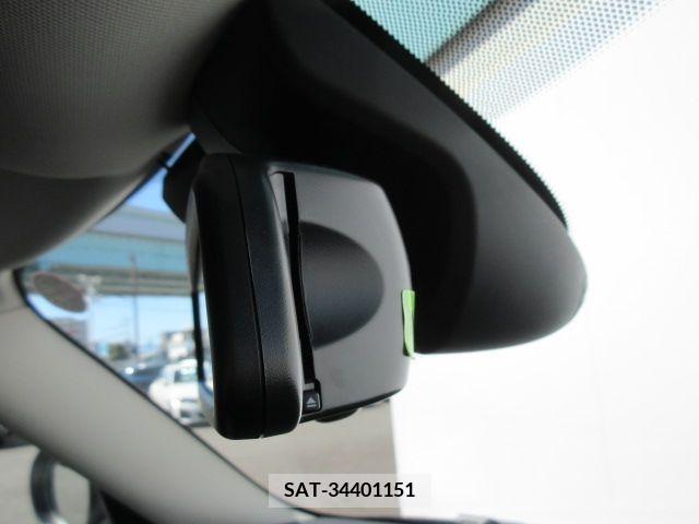 Bmw MINI 2018-06 210493-14