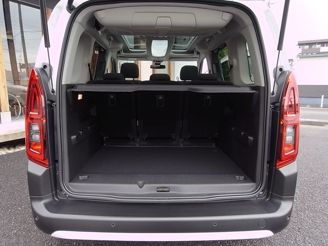 Citroen BERLINGO 2022-03 10329-4