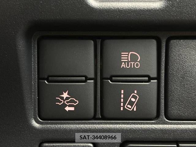 Toyota VOXY 2021-07 288975-6