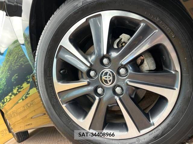 Toyota VOXY 2021-07 288975-14