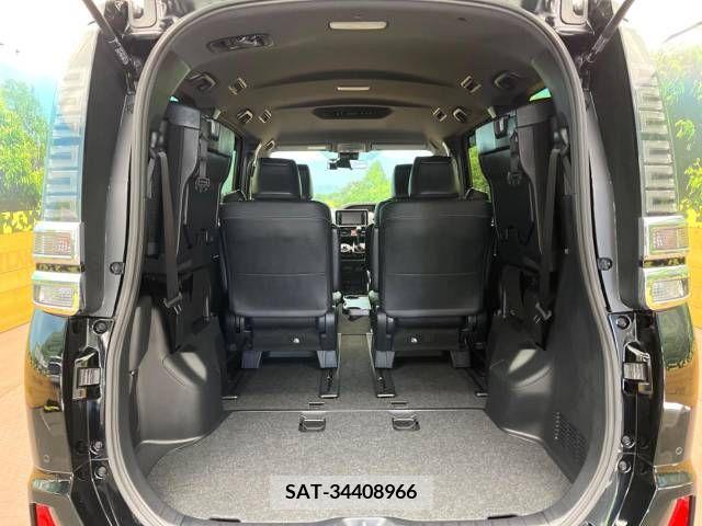 Toyota VOXY 2021-07 288975-12