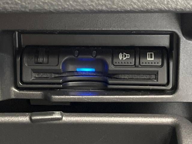 Nissan SERENA 2018-09 6332-7