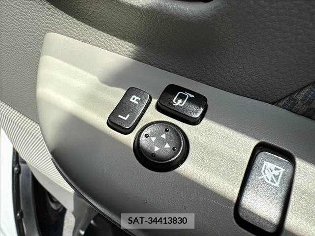 Suzuki EVERY WAGON 2019-06 347650-28