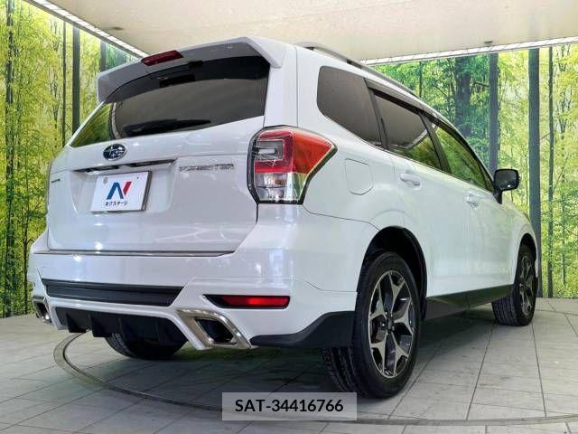 Subaru FORESTER 2017-12 215468-17