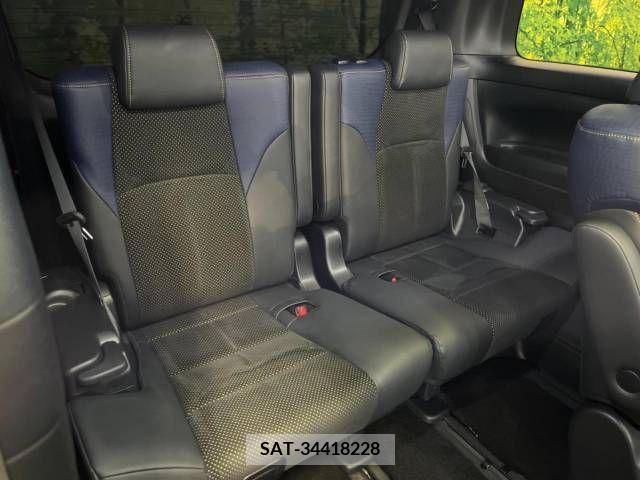 Toyota VELLFIRE 2017-03 299379-11
