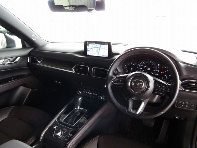 Mazda CX-5 2020-09 16870-1
