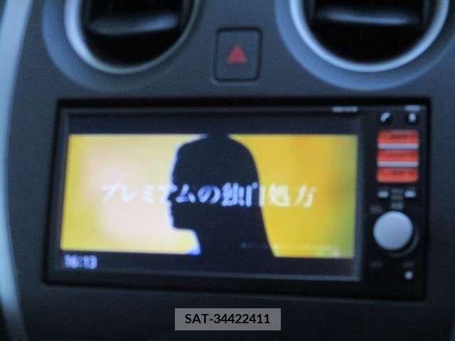 Nissan NOTE 2013-04 302302-3