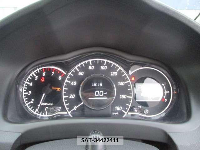 Nissan NOTE 2013-04 302302-2