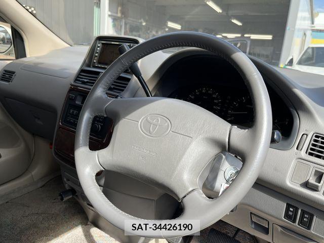 Toyota IPSUM 2000-12 251300-6