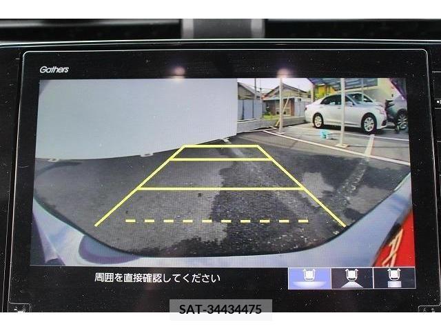 Honda INSIGHT 2019-03 273897-1