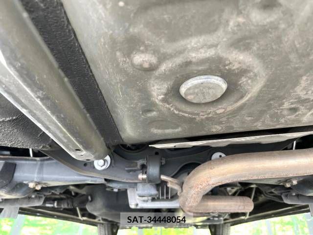 Toyota VELLFIRE 2016-09 332550-19